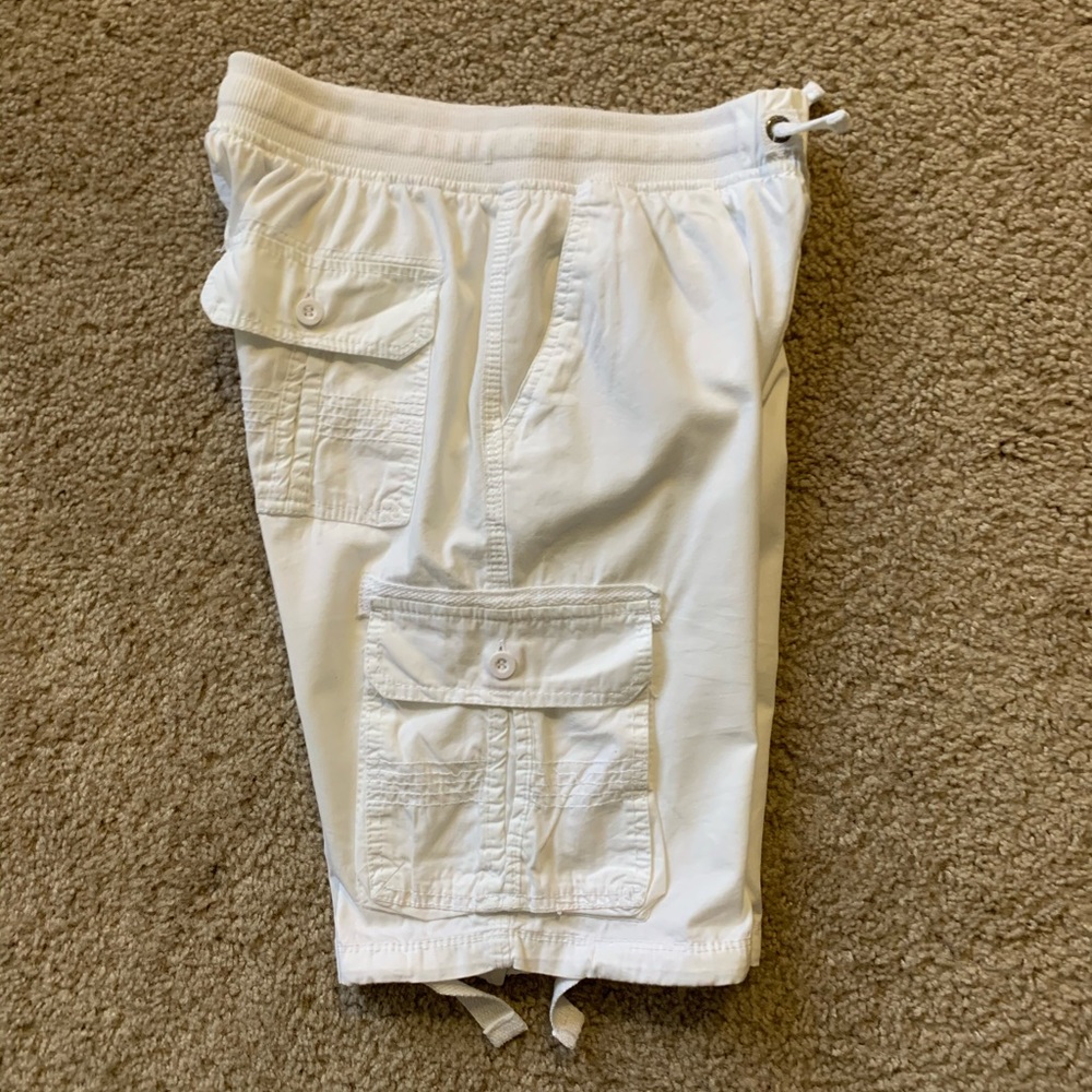 White drawstring cargo shorts